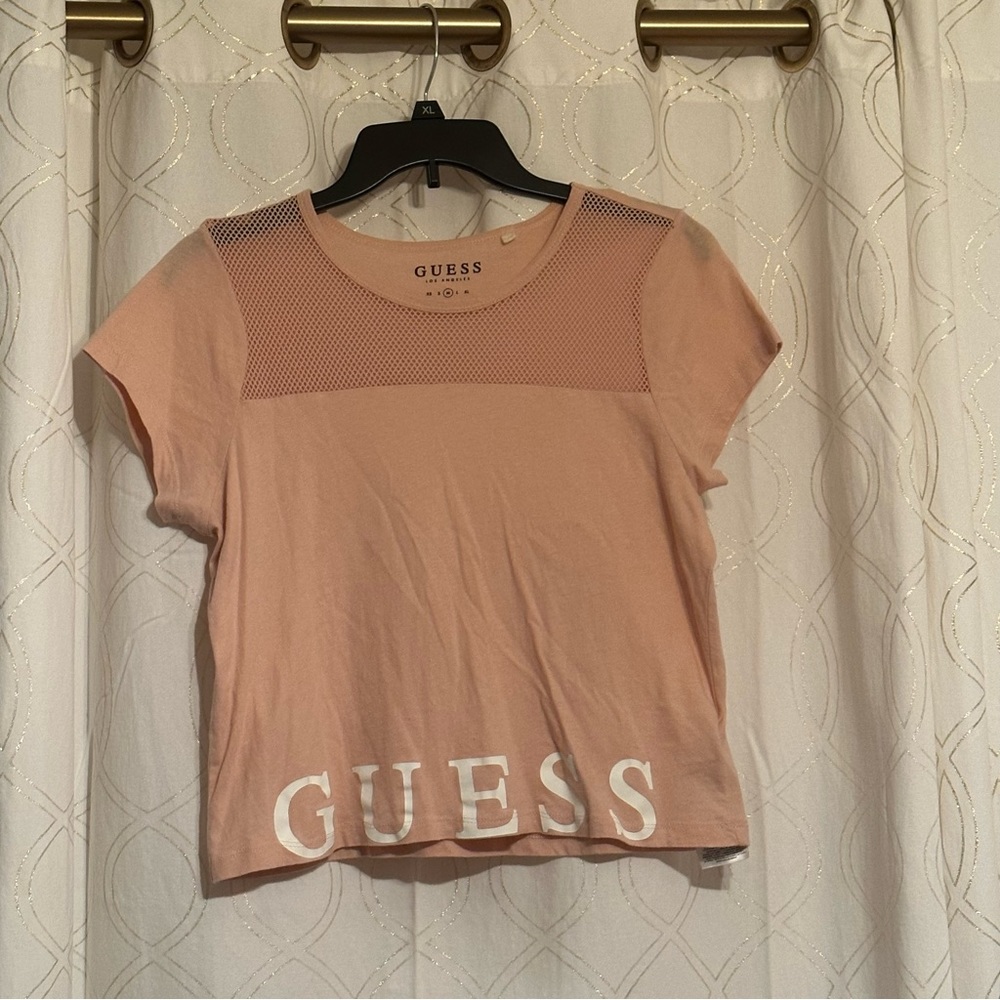 Guess cropped t-shirt with fishnet neck line detailing- light pink/blush - M